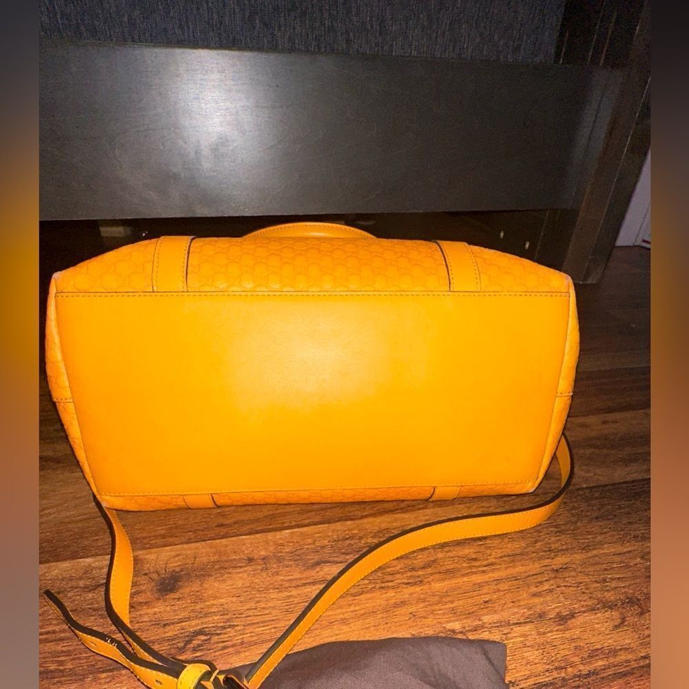 Gucci MicroGuccissima  - Picture 10 of 16
